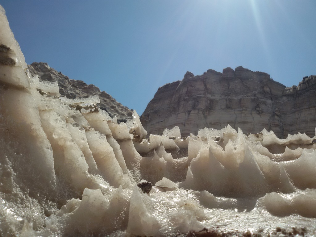 گنبد نمکی دشتی