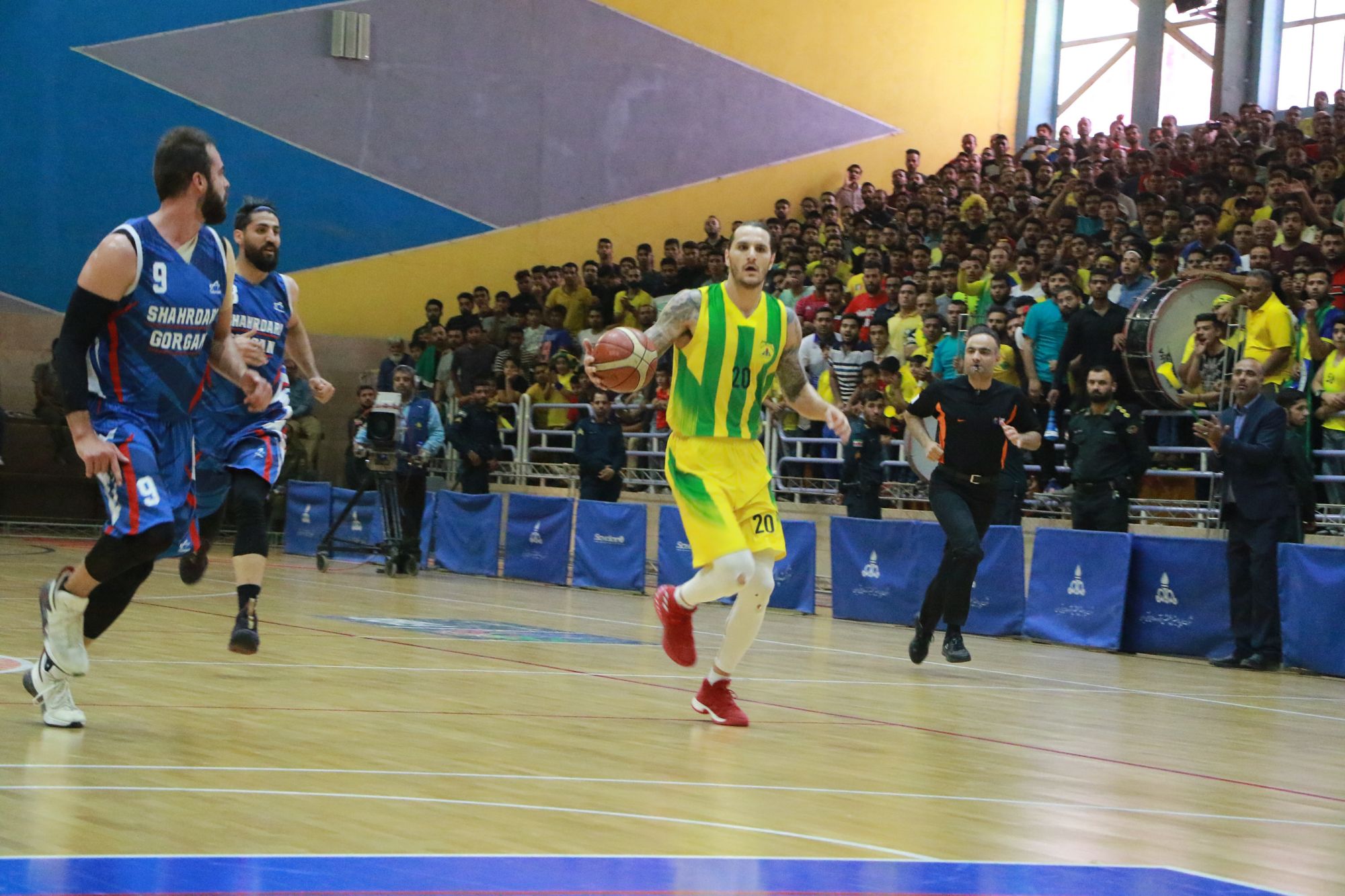 دیدار چهارم فینال تیم های بسکتبال پالایش نفت آبادان - شهرداری گرگان