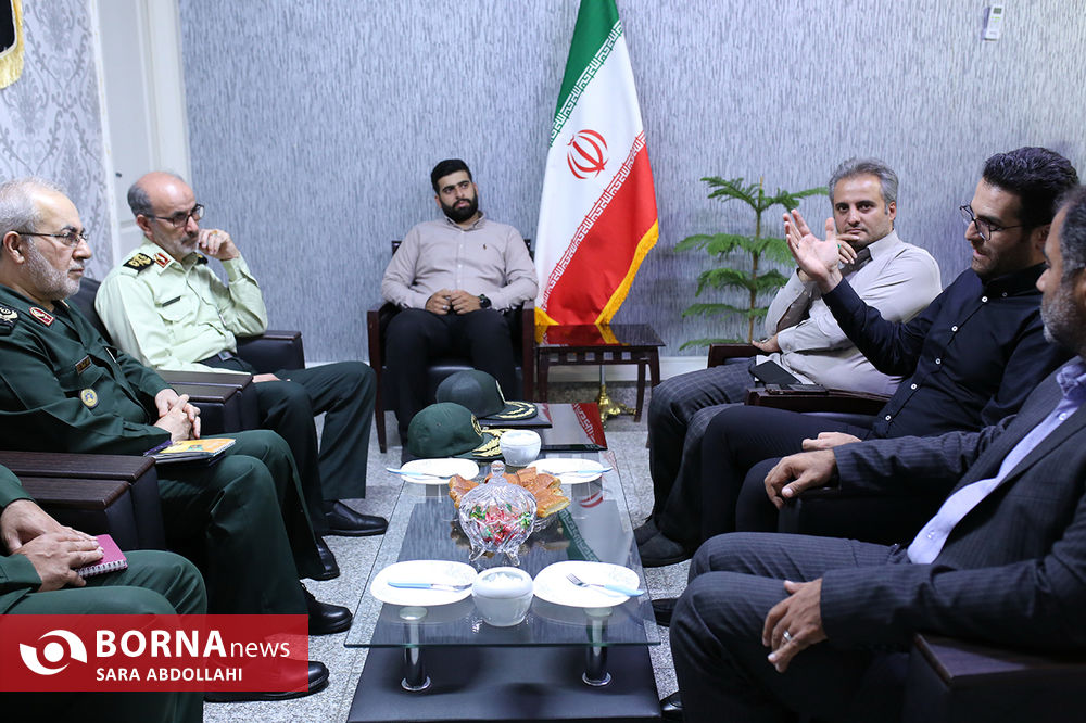حضور فرمانده قرارگاه مرکزی مهارت آموزی نیروهای مسلح در خبرگزاری برنا