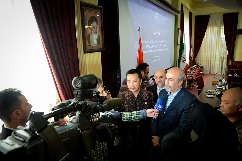 امضای تفاهم نامه همکاری های مشترک میان ایران و اندونزی در دو حوزه جوانان و ورزش