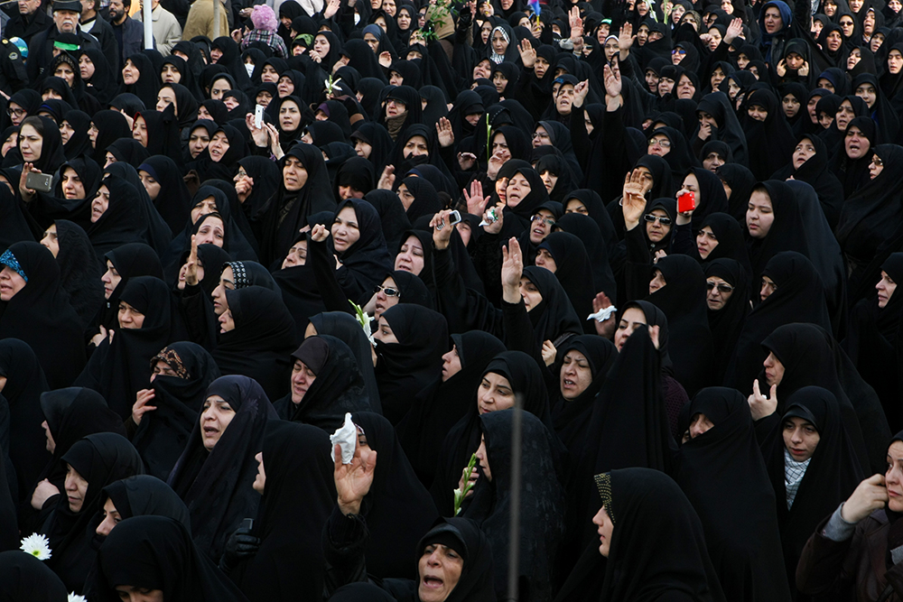 مراسم وداع با شهدای گمنام در تهران