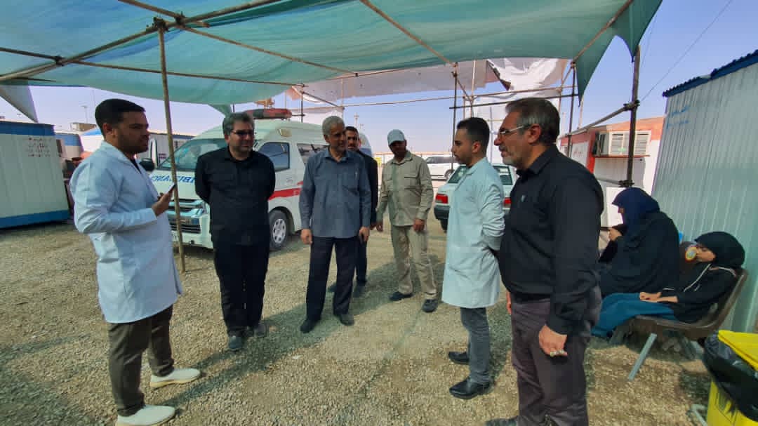 بازدید استاندار خوزستان از مرز چذابه و دیدار با مسوولان شیب عراق