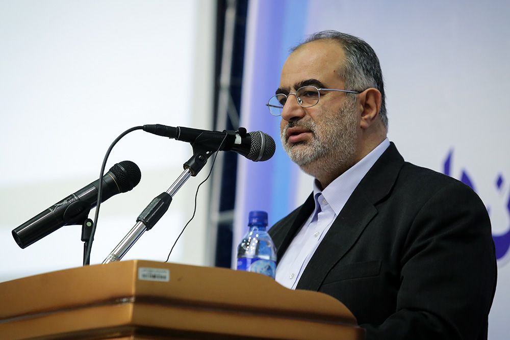 آیین رونمایی از طرح ترجمه کتاب های فارسی به زبان های دیگر