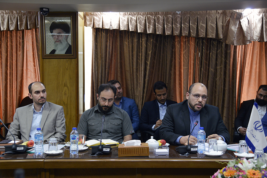 نشست کارآفرینان جوان با معاونت امور جوانان وزارت ورزش و جوانان