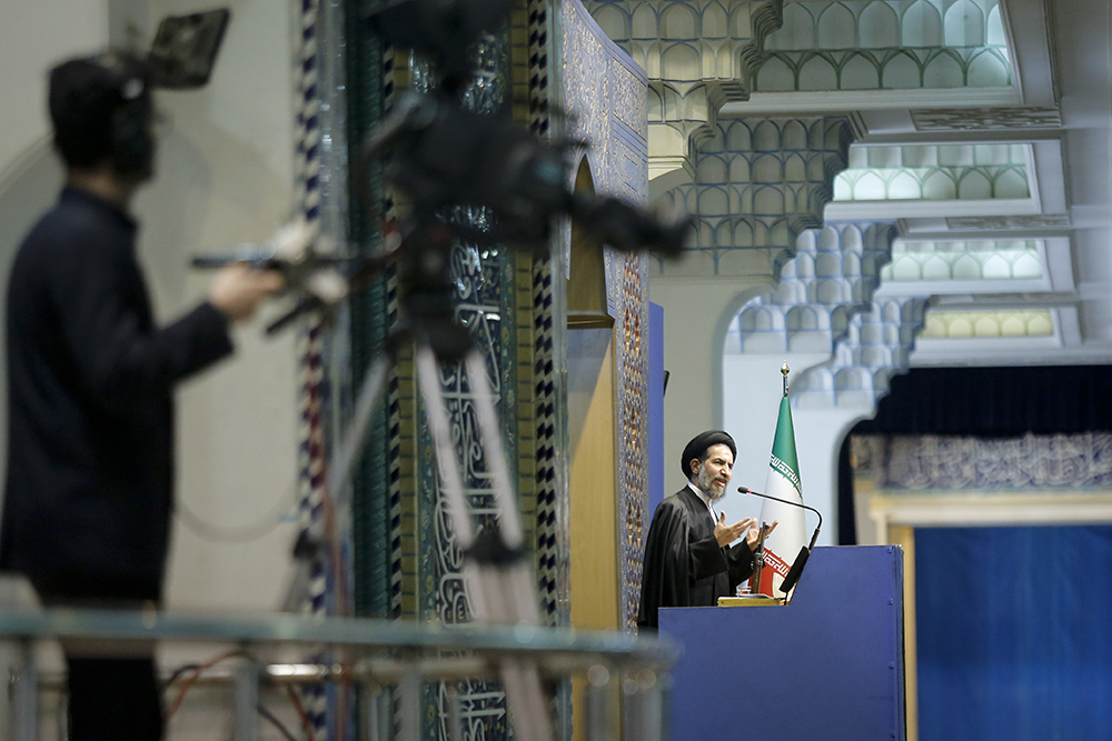 تشییع شهدای سانحه سانچی پس از نماز جمعه تهران