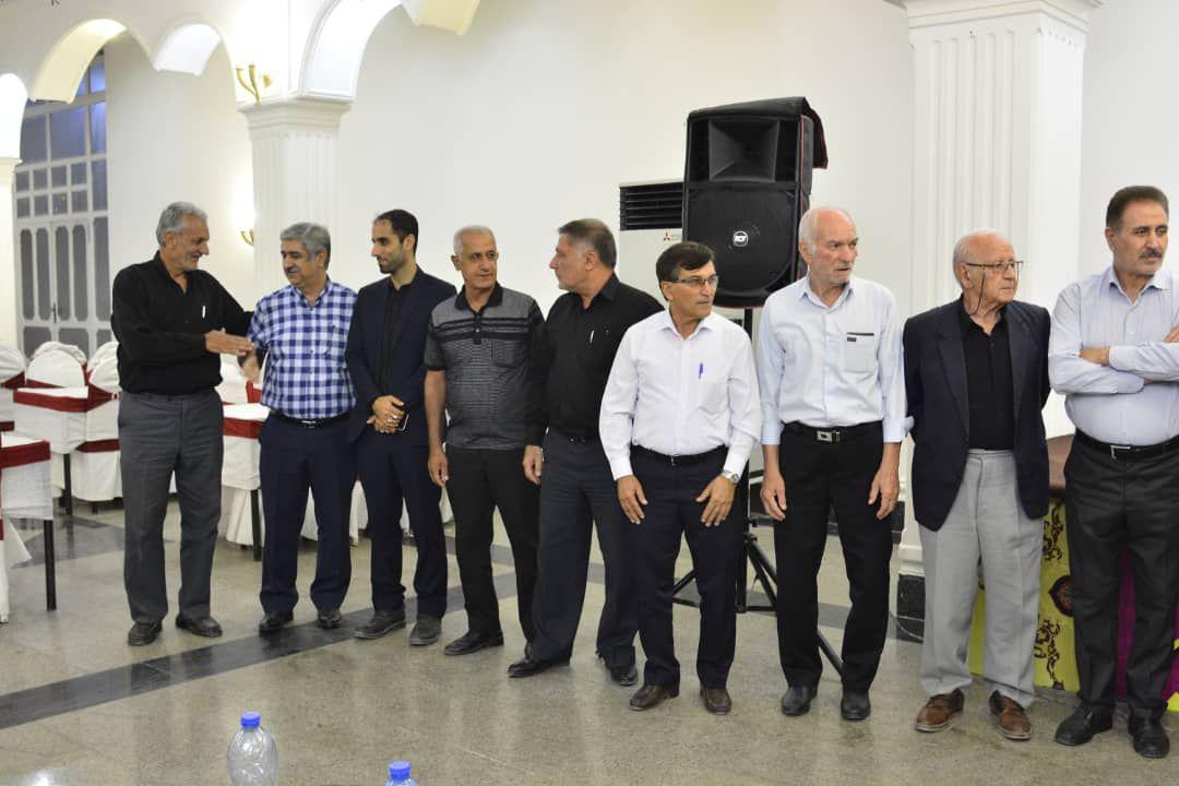 تجلیل از قهرمانان مسابقات هندبال نوجوانان باشگاه های کشور در بهبهان