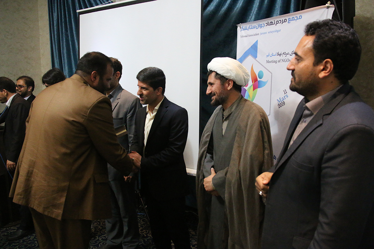 منتشر نشود - صالح - نشست صمیمی دبیران سازمان های مردم نهاد استان قم با مدیرکل ورزش و جوانان