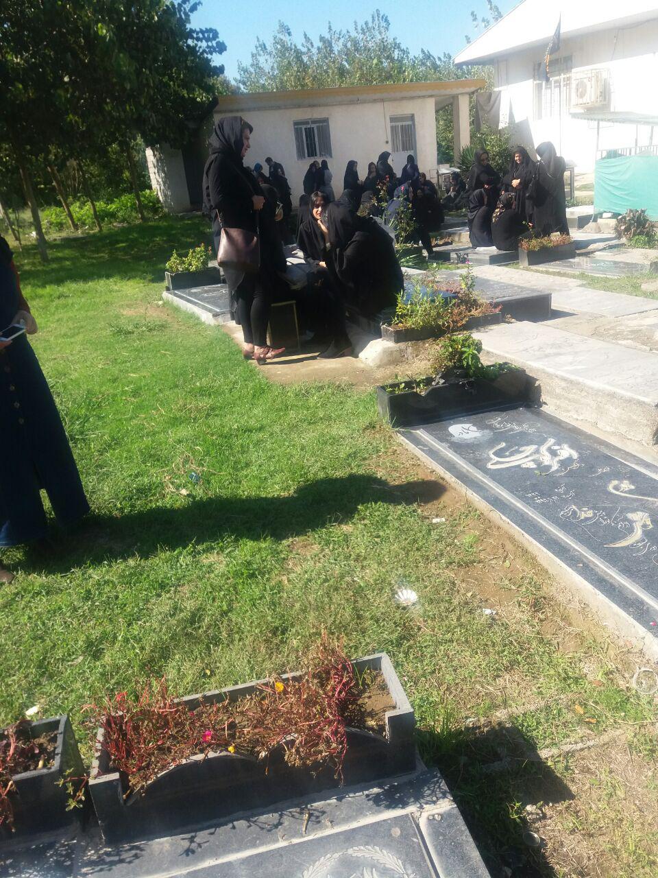 حاشیه مراسم تدفین اهورا کودک 2 ساله گیلانی