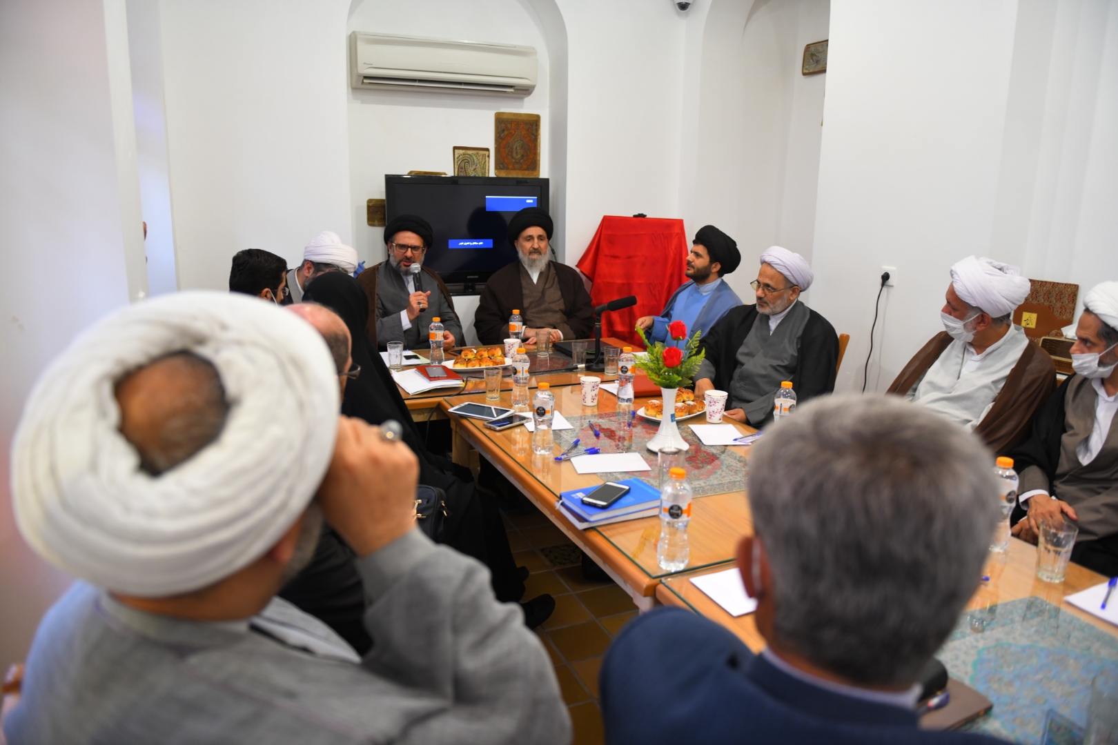 بنیاد بین‌المللی اربعین آغاز به کار کرد///گزارش برای کنار خبر است