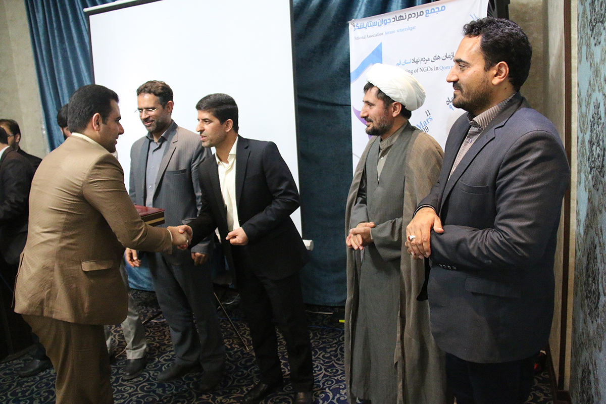 منتشر نشود - صالح - نشست صمیمی دبیران سازمان های مردم نهاد استان قم با مدیرکل ورزش و جوانان
