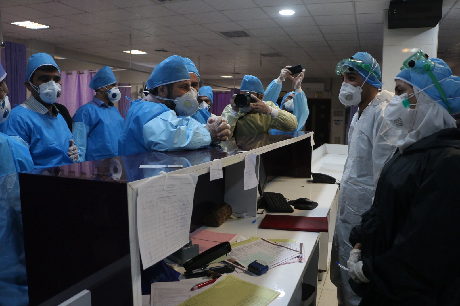 سومین بازدید استاندار خوزستان از بیمارستان قرنطینه شده رازی اهواز