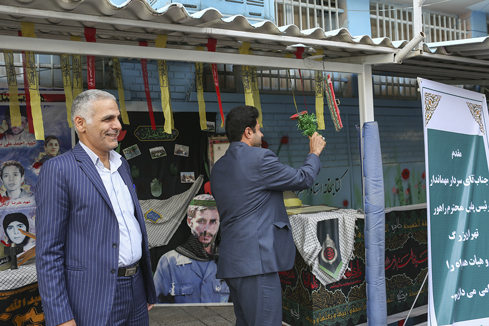 آغاز سال تحصیلی جدید با حضور سردار مهماندار رئیس پلیس راهور ناجا در مدرسه شهید فیروزکوهی