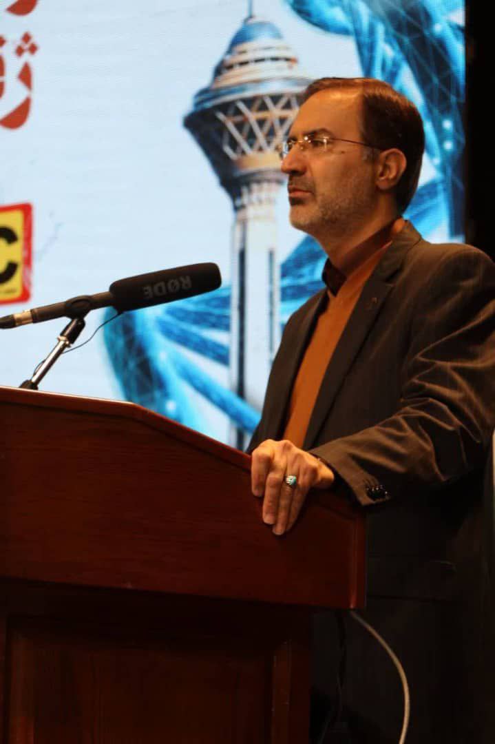 جواد محمدی رئیس پژوهشکده ژنتیک