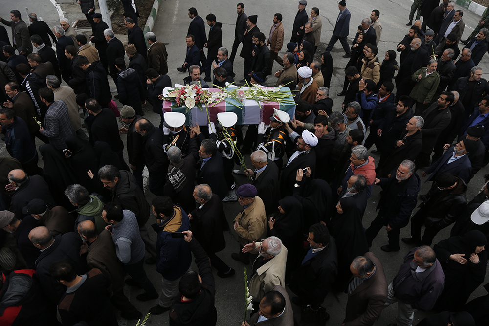 تشییع شهدای سانحه سانچی پس از نماز جمعه تهران