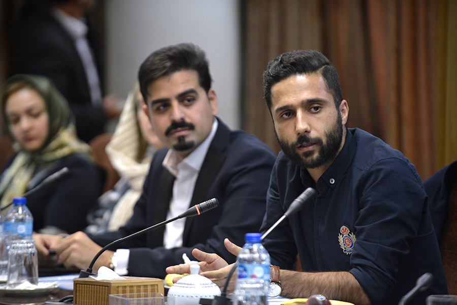 نشست کارآفرینان جوان با معاونت امور جوانان وزارت ورزش و جوانان