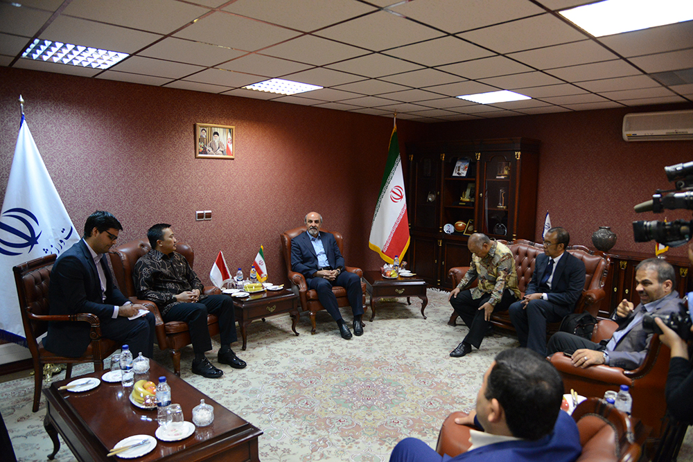 امضای تفاهم نامه همکاری های مشترک میان ایران و اندونزی در دو حوزه جوانان و ورزش