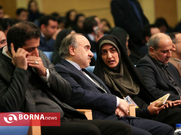 هم اندیشی صمیمانه جوانان با دولت