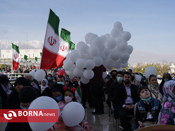 جشن جمهوری اسلامی ایران  در برج میلاد