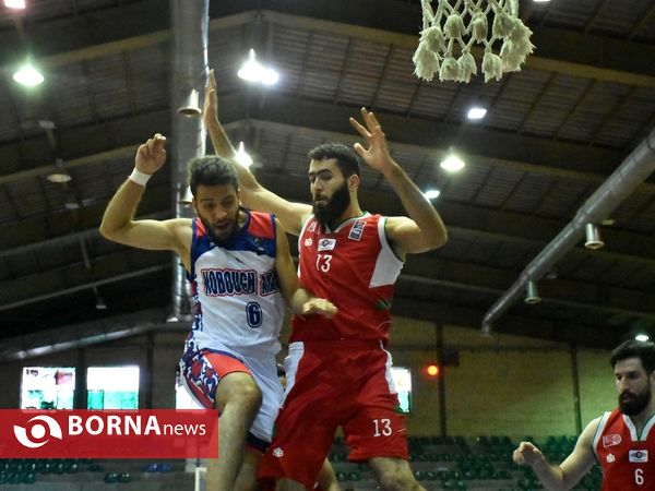 دیدار  تیم های بسکتبال نبوغ اراک _ پاسارگاد مشهد