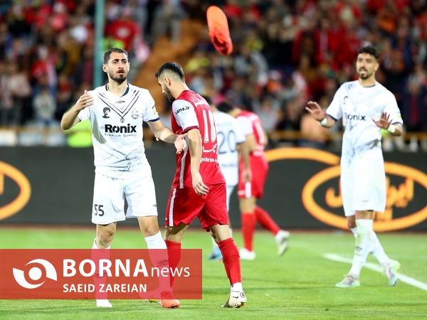 دیدار تیم های پرسپولیس تهران -ملوان بندرانزلی