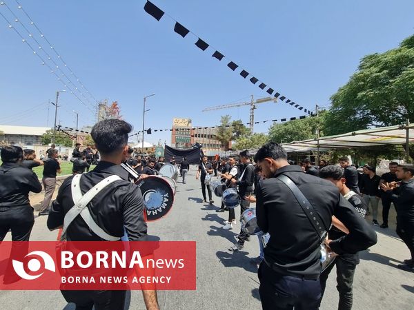 عزاداری مردم کرمان در روز تاسوعا حسینی