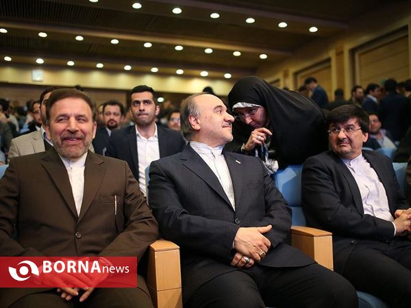 هم اندیشی صمیمانه جوانان با دولت