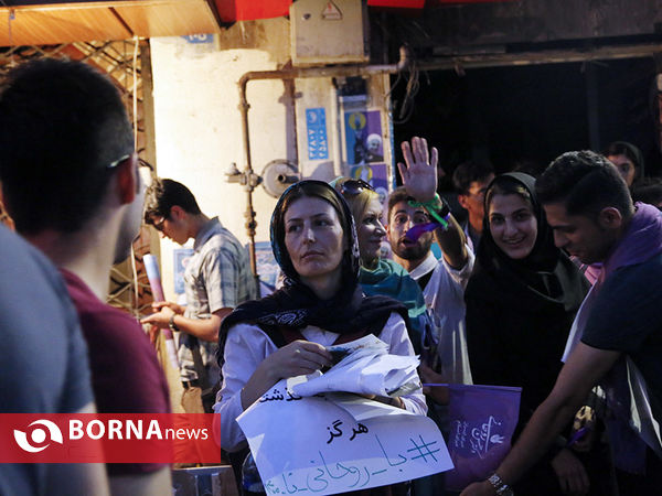 تبلیغات خیابانی نامزدهای ریاست جمهوری توسط هوادارانشان