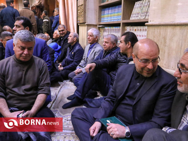 مراسم ختم پدر علیرضا دبیر