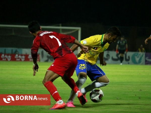 دیدار صنعت نفت آبادان و نساجی مازندران