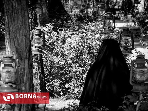 مادری فرزند خود را هدیه کرد