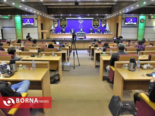 نشست خبری استاندار قم به مناسبت هفته دولت