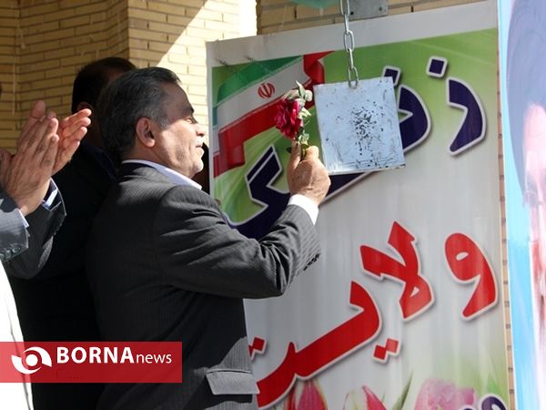 استاندار يزد در خاتم