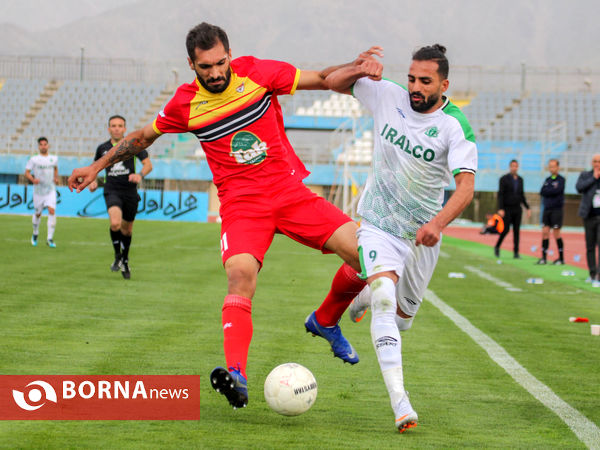 دیدار تیم‌های فوتبال آلومینیوم اراک - فولاد خوزستان