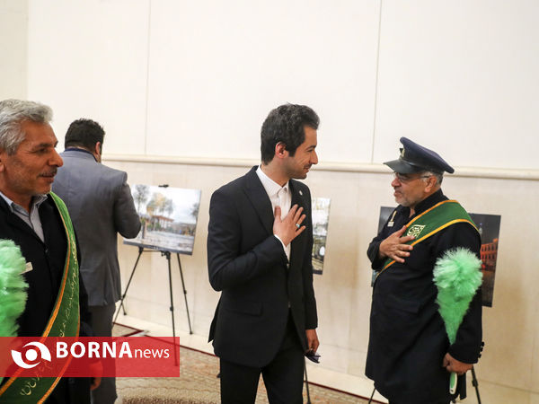 نمایشگاه عکس « کرامت » در حرم شاهچراغ(ع)