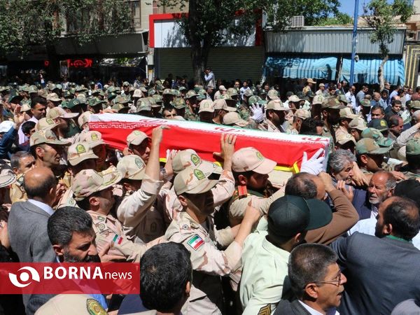 تشییع پیکر شهیدان هنگ مرزی ارومیه