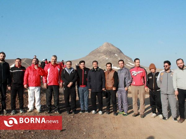 کوهپیمایی بزرگ خانوادگی در غرب استان تهران