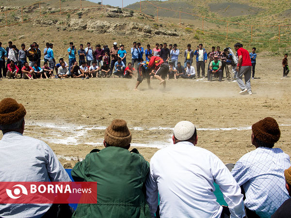 برگزاری مسابقات کشتی آلیش در روستای مرزی کلاته ابریشم بخش جرگلان