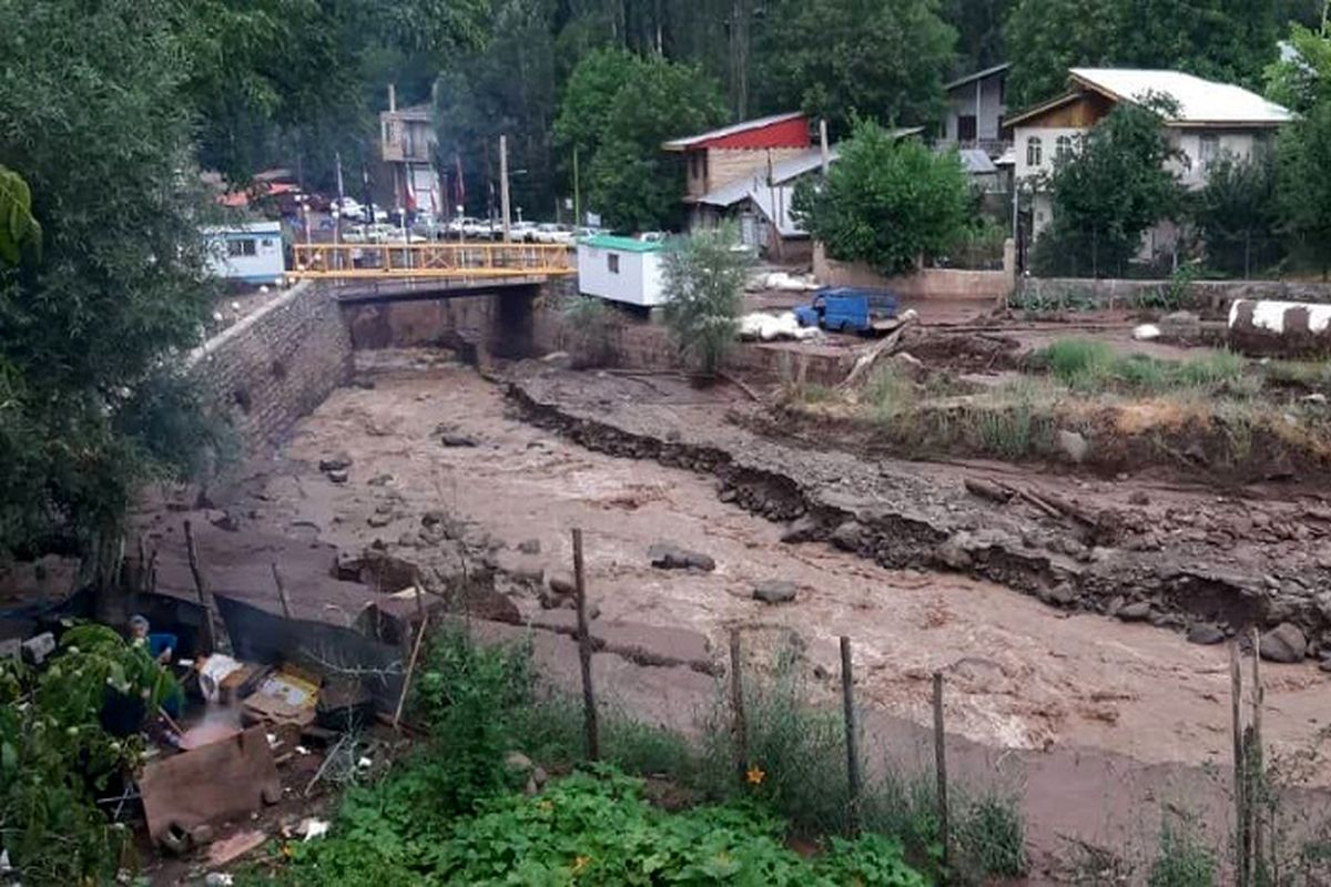 آماده باش امدادگران ۱۲ استان برای مقابله با سیلاب 
