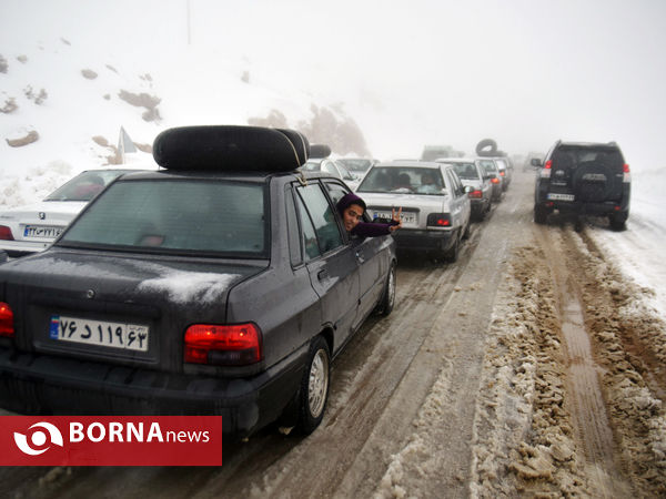 برف و یخبندان در جاده سپیدان - شیراز