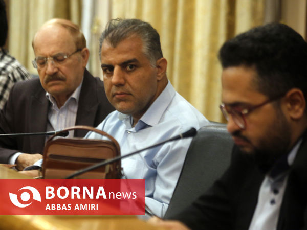نشست هم اندیشی «فارس در قله» 