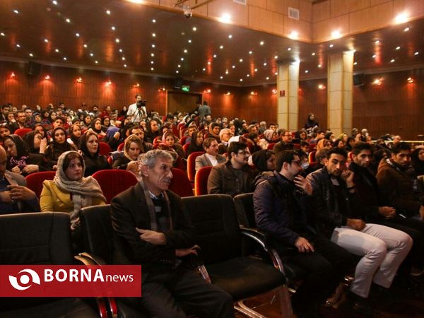 اولین روز 22امین گلریزان امید (حمایت از بیماران سرطانی) در ارومیه