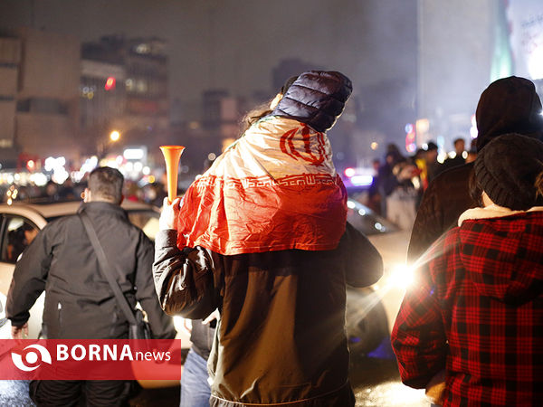 شادی مردم پس از راهیابی تیم فوتبال ایران به جام جهانی