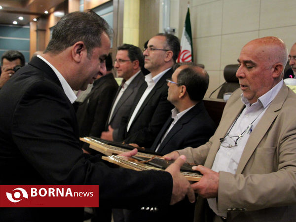 تقدیر شورای اسلامی شهر شیراز ازپدران  نمونه