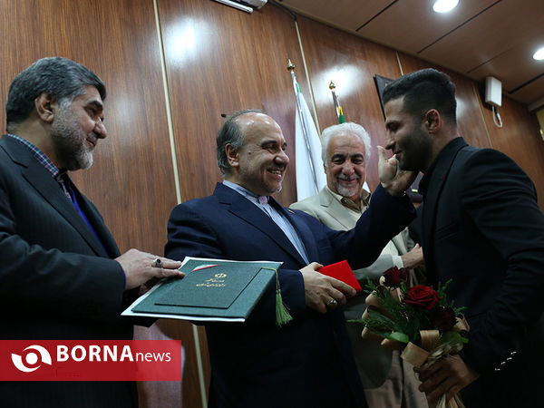 تجلیل از ورزشکاران مدال آور و افتخارآفرین استان تهران در المپیک و پارالمپیک