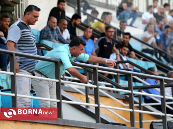 دیدار تیم های  فوتبال سپیدرود رشت _ نیروی زمینی تهران