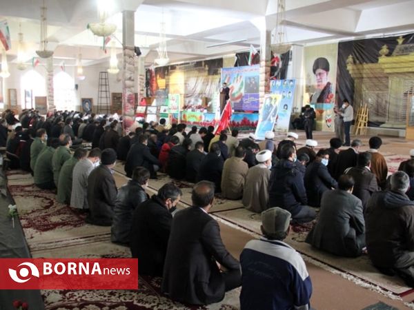 مراسم تجدید میثاق با شهدا و نواختن زنگ انقلاب در یاسوج