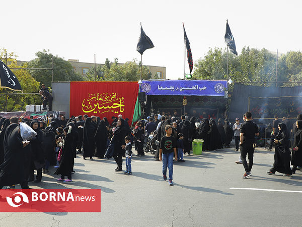 پیاده روی جاماندگان اربعین در تهران