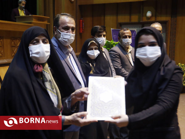 مراسم تجلیل از بانوان قهرمان مربیان ، داوران بین‌المللی استان فارس