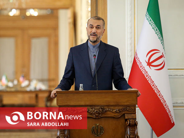 دیدار وزرای خارجه ایران و مالزی