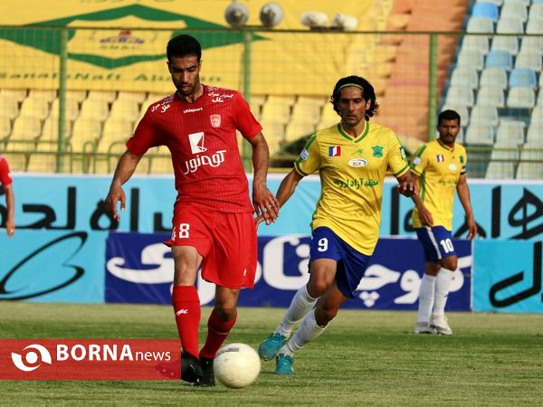 دیدار تیم های فوتبال صنعت نفت - شهر خودرو